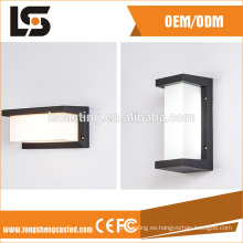 Aluminio fundición a presión LED exterior esquina luz carcasa con color negro